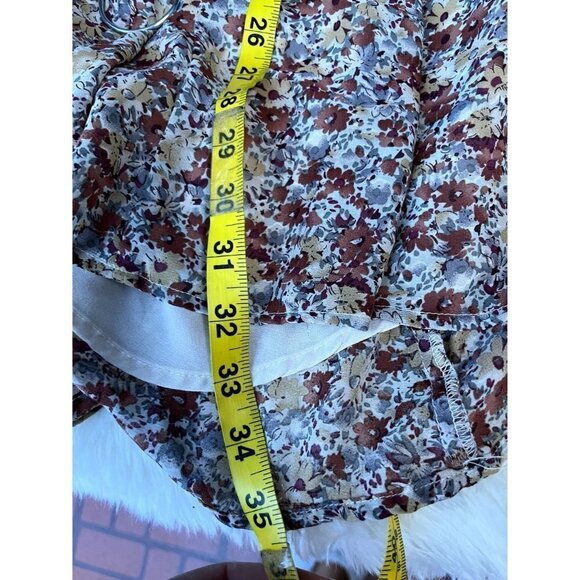 Storia Floral Mini Dress in Pink and Cream - Picture 9 of 13